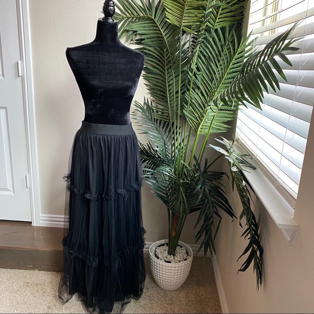 Black tulle skirt ✨